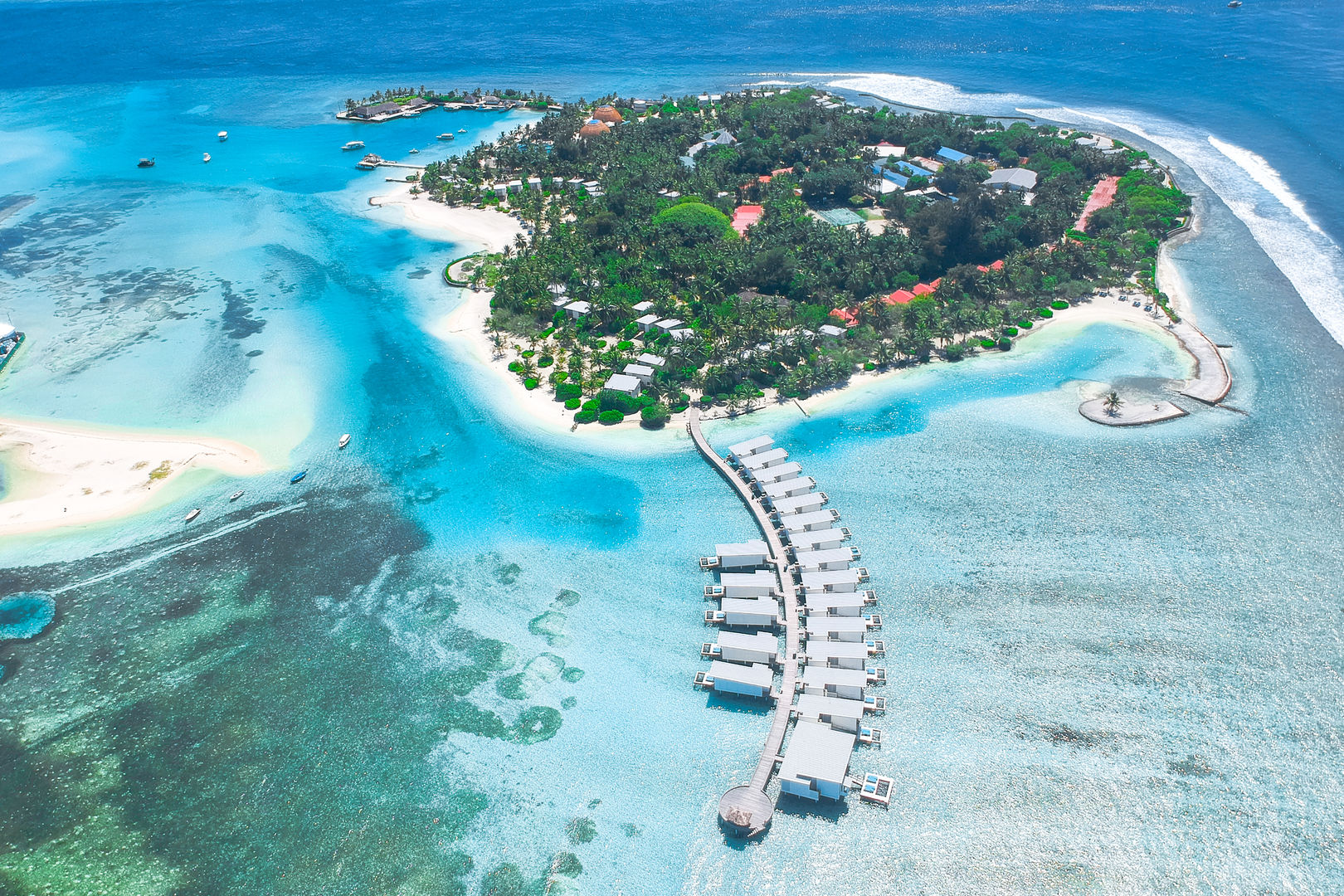 Holiday Inn Resort Kandooma Maldives