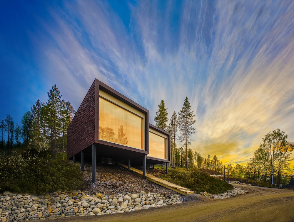 Arctic TreeHouse Hotel